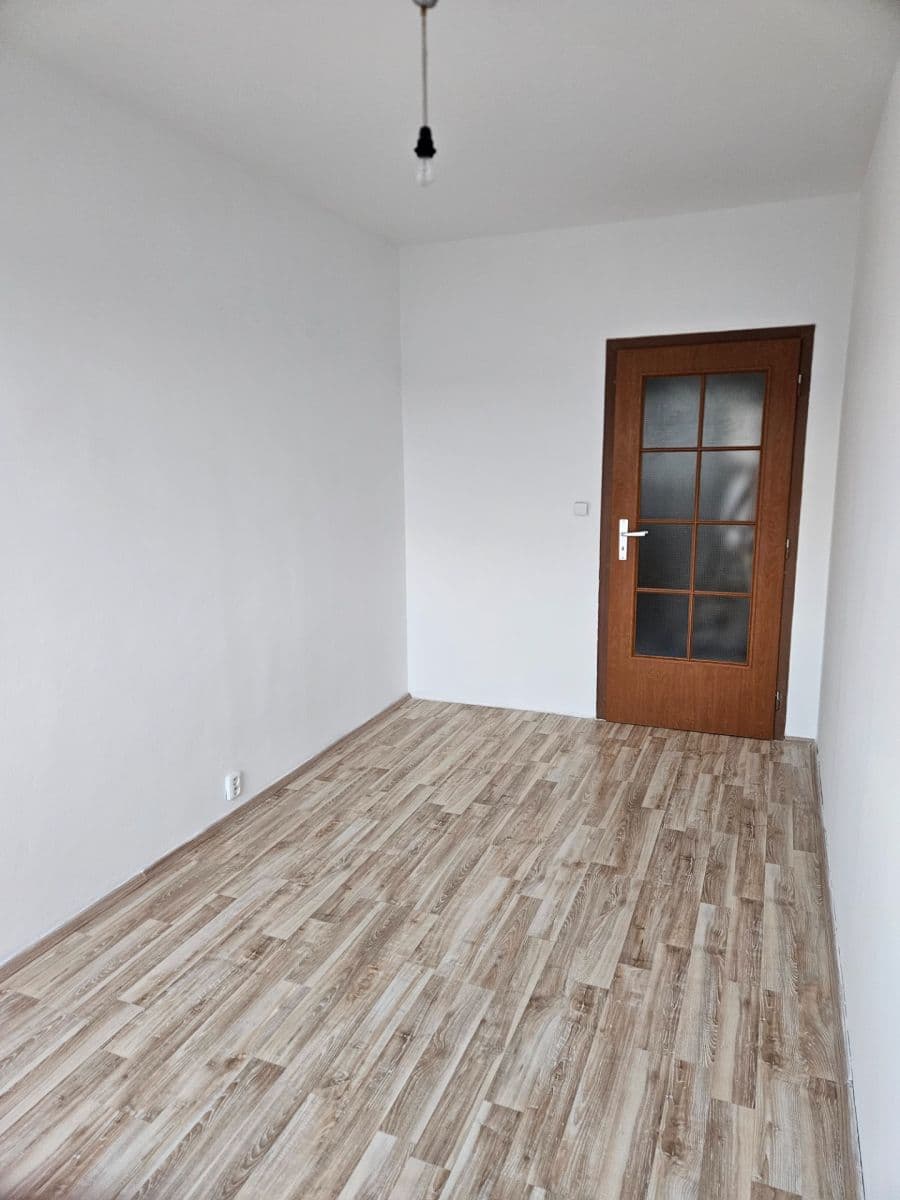 Prenájom bytu 2-izbový 48 m², Vojanova, Ústí nad Labem, Ústecký kraj Prenájom bytu 2-izbový 48 m², Vojanova, Ústí nad Labem, Ústecký kraj