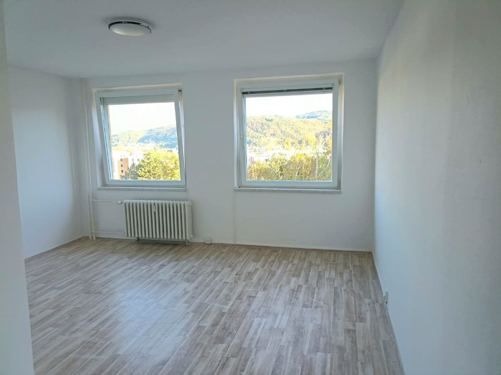 Prenájom bytu 2-izbový 48 m², Vojanova, Ústí nad Labem, Ústecký kraj Prenájom bytu 2-izbový 48 m², Vojanova, Ústí nad Labem, Ústecký kraj