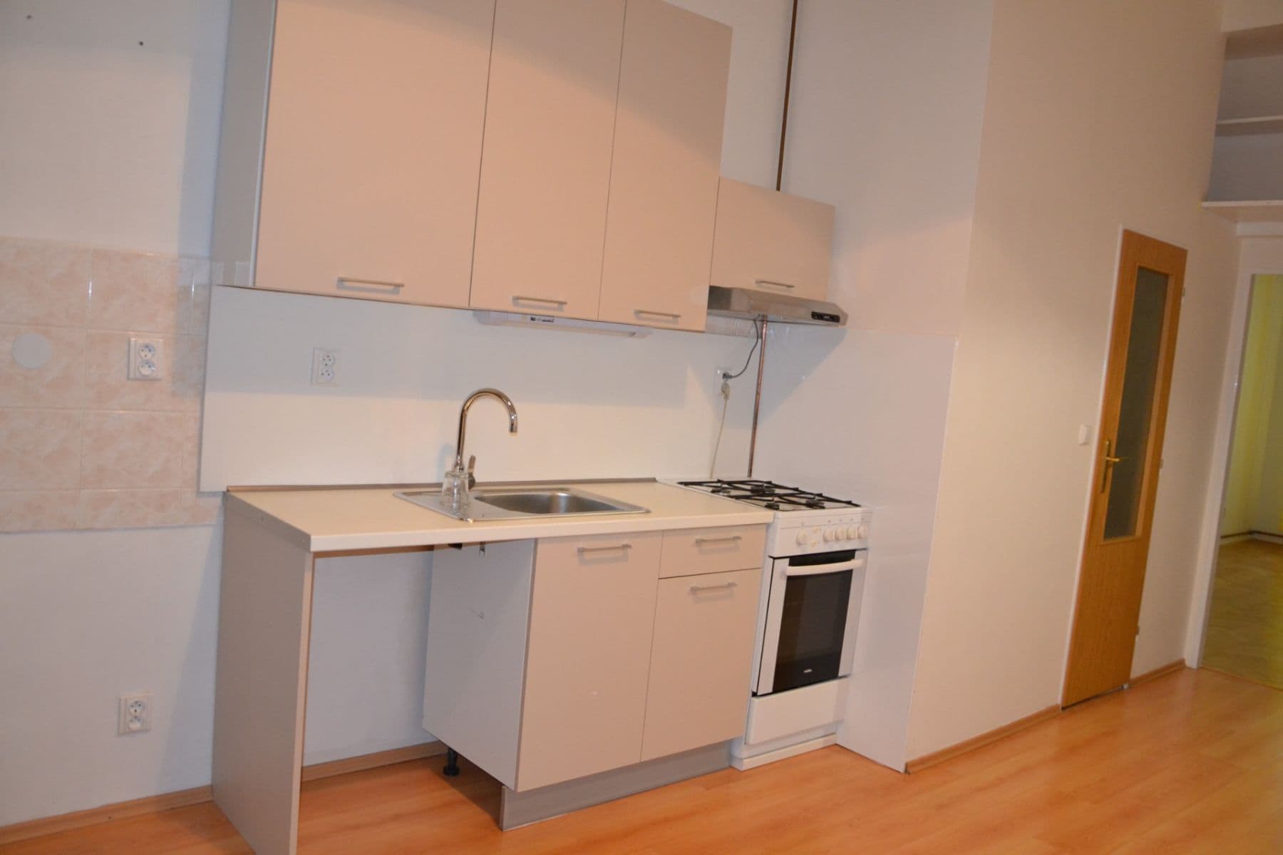 Prenájom bytu 2-izbový 44 m², Chelčického, Praha, Praha Prenájom bytu 2-izbový 44 m², Chelčického, Praha, Praha