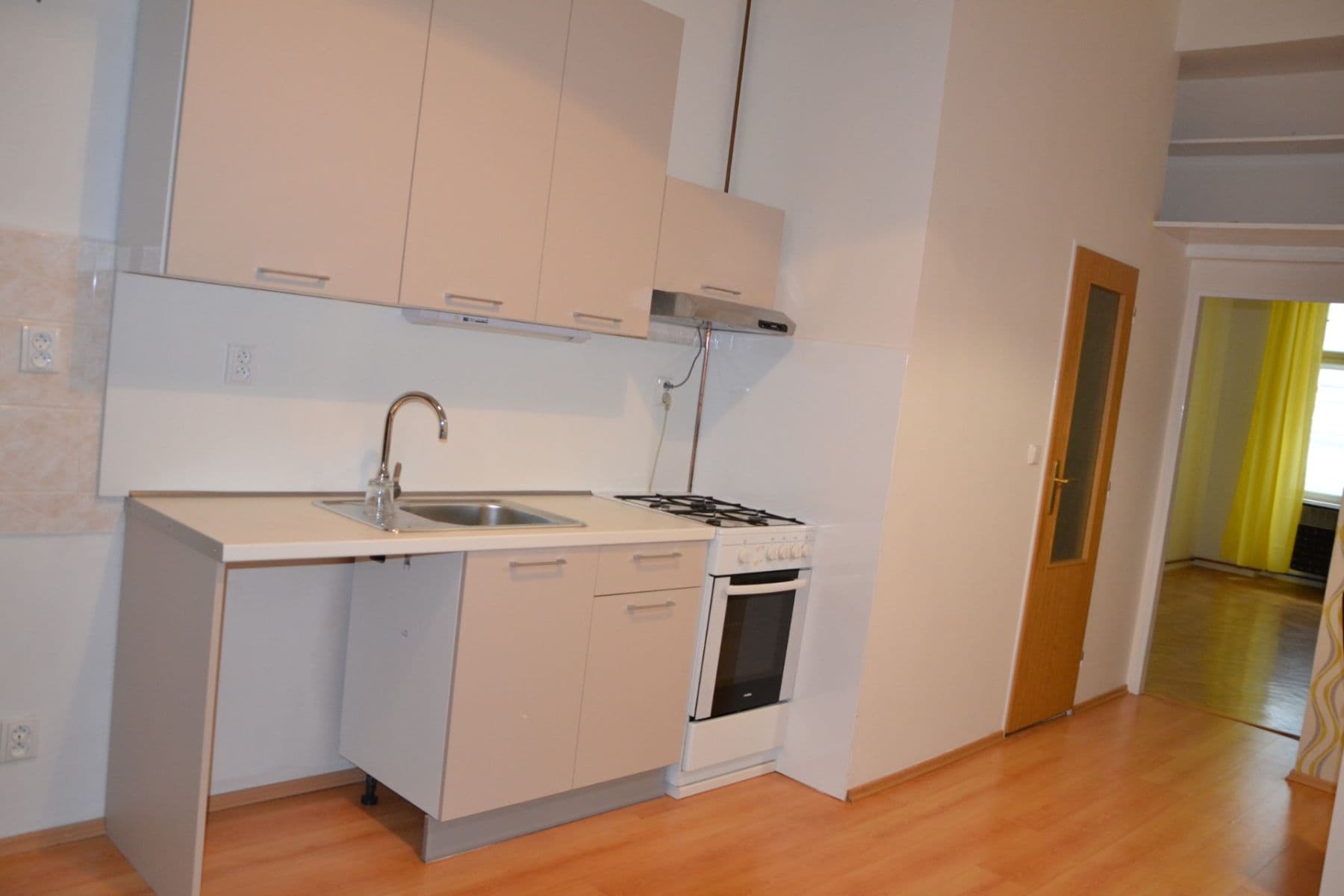 Prenájom bytu 2-izbový 44 m², Chelčického, Praha, Praha Prenájom bytu 2-izbový 44 m², Chelčického, Praha, Praha