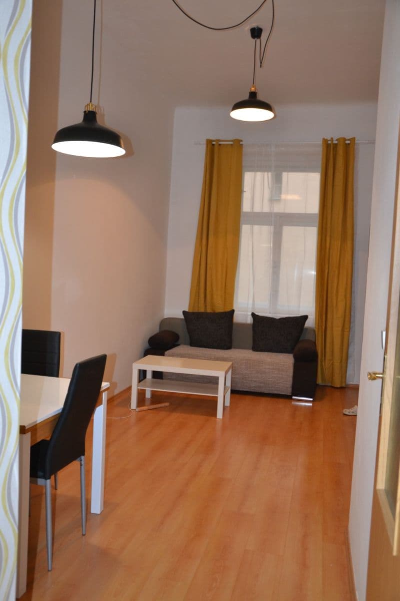 Prenájom bytu 2-izbový 44 m², Chelčického, Praha, Praha Prenájom bytu 2-izbový 44 m², Chelčického, Praha, Praha