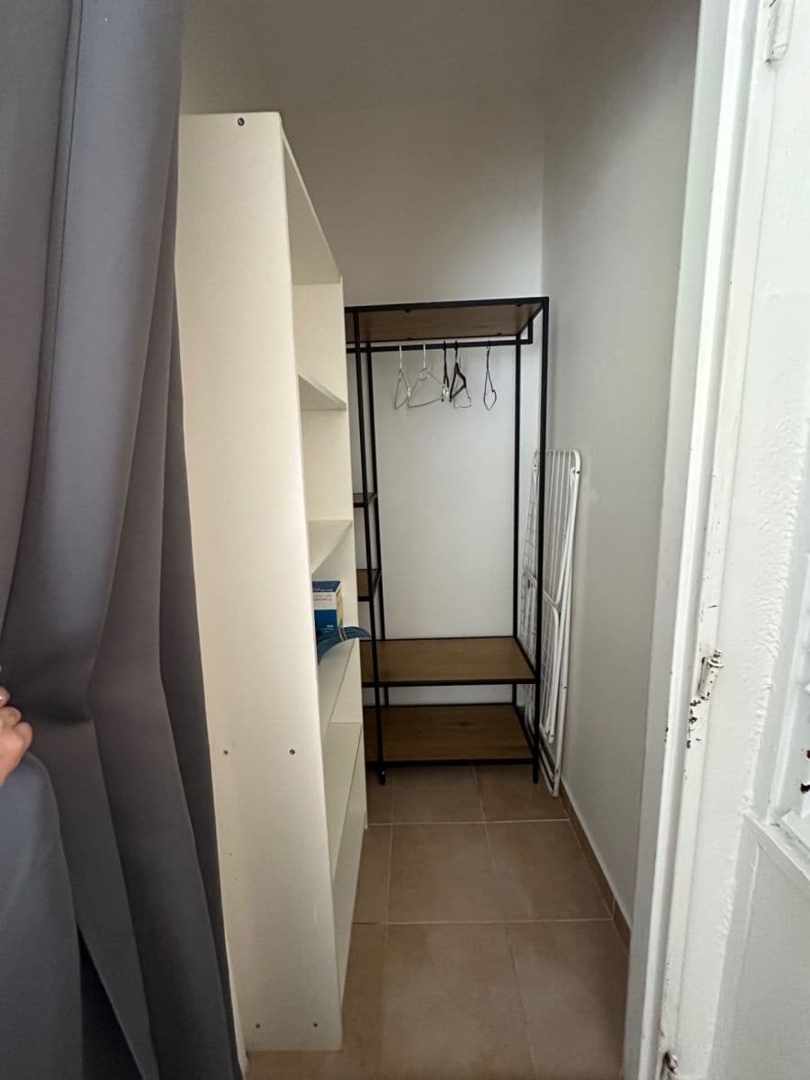 Prenájom bytu 1-izbový 35 m², Hlivická, Praha, Praha Prenájom bytu 1-izbový 35 m², Hlivická, Praha, Praha