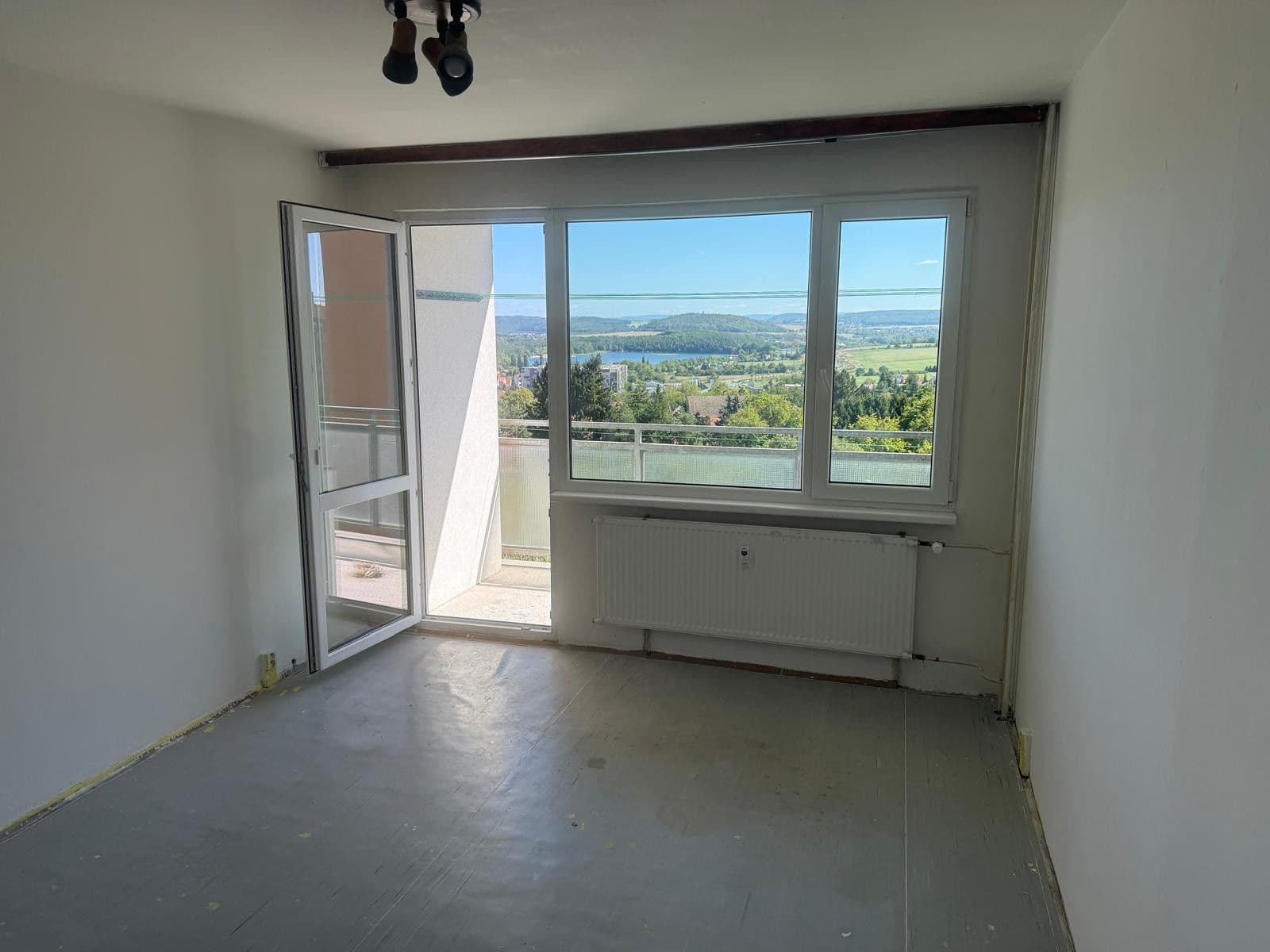 Prenájom bytu 3-izbový 75 m², Kaznějovská, Plzeň, Plzeňský kraj Prenájom bytu 3-izbový 75 m², Kaznějovská, Plzeň, Plzeňský kraj