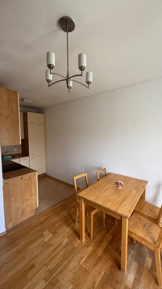 Prenájom bytu 2-izbový 46 m², Nad Údolím, Husinec, Středočeský kraj Prenájom bytu 2-izbový 46 m², Nad Údolím, Husinec, Středočeský kraj