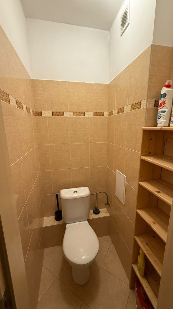 Prenájom bytu 2-izbový 46 m², Nad Údolím, Husinec, Středočeský kraj Prenájom bytu 2-izbový 46 m², Nad Údolím, Husinec, Středočeský kraj