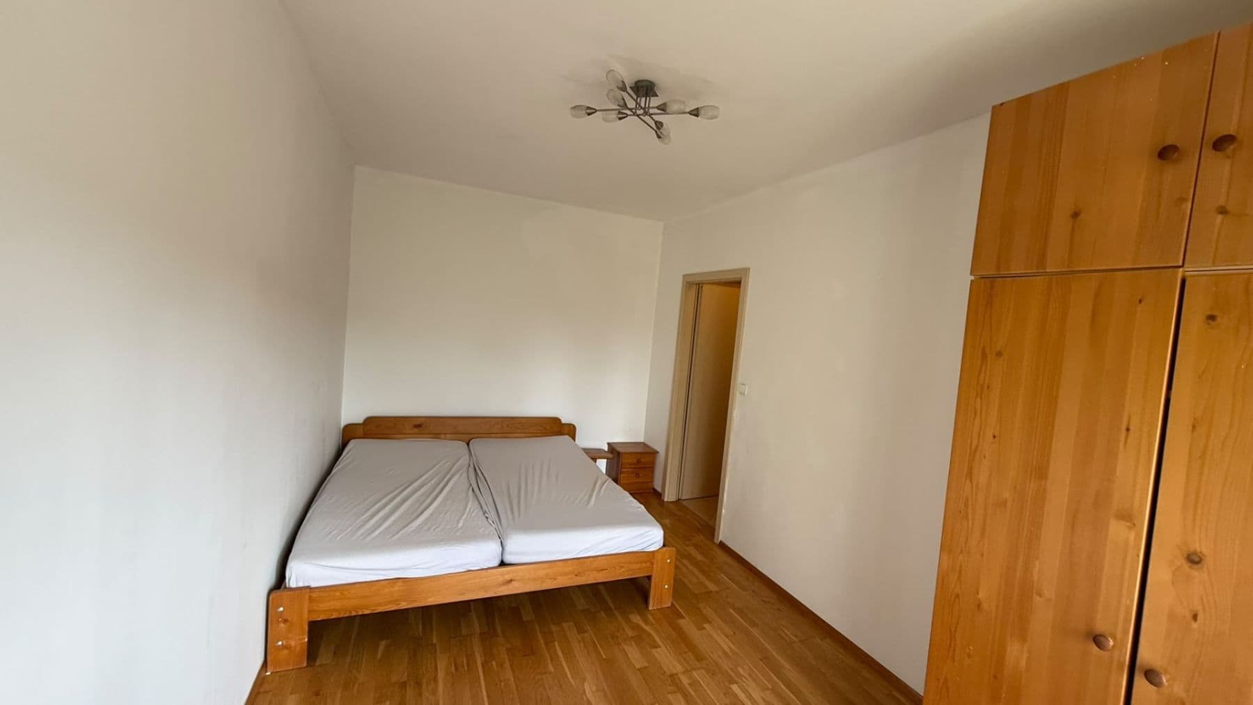 Prenájom bytu 2-izbový 46 m², Nad Údolím, Husinec, Středočeský kraj Prenájom bytu 2-izbový 46 m², Nad Údolím, Husinec, Středočeský kraj