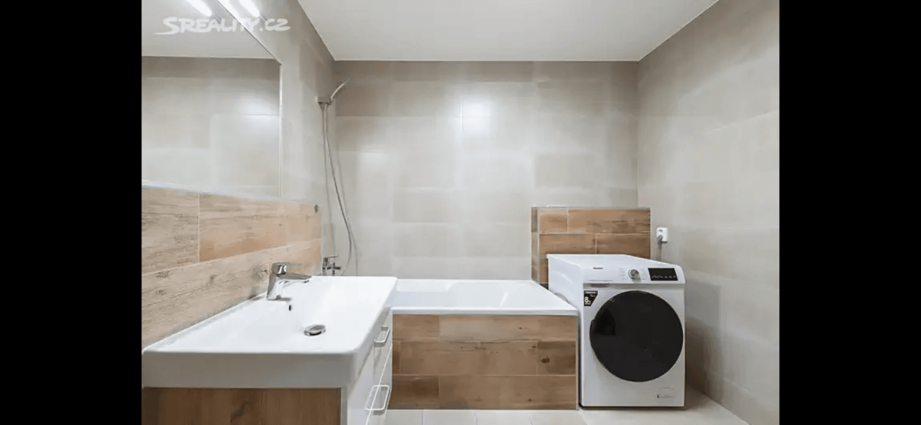 Prenájom bytu 3-izbový 72 m², Heinemannova, Praha, Praha Prenájom bytu 3-izbový 72 m², Heinemannova, Praha, Praha