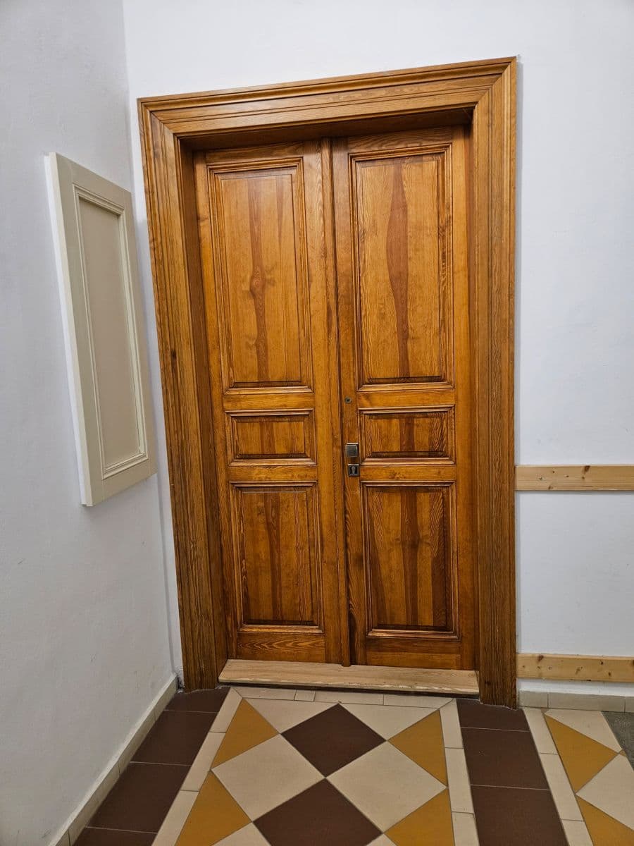 Predaj bytu 3-izbový 70 m², Benátská, Praha, Praha Predaj bytu 3-izbový 70 m², Benátská, Praha, Praha