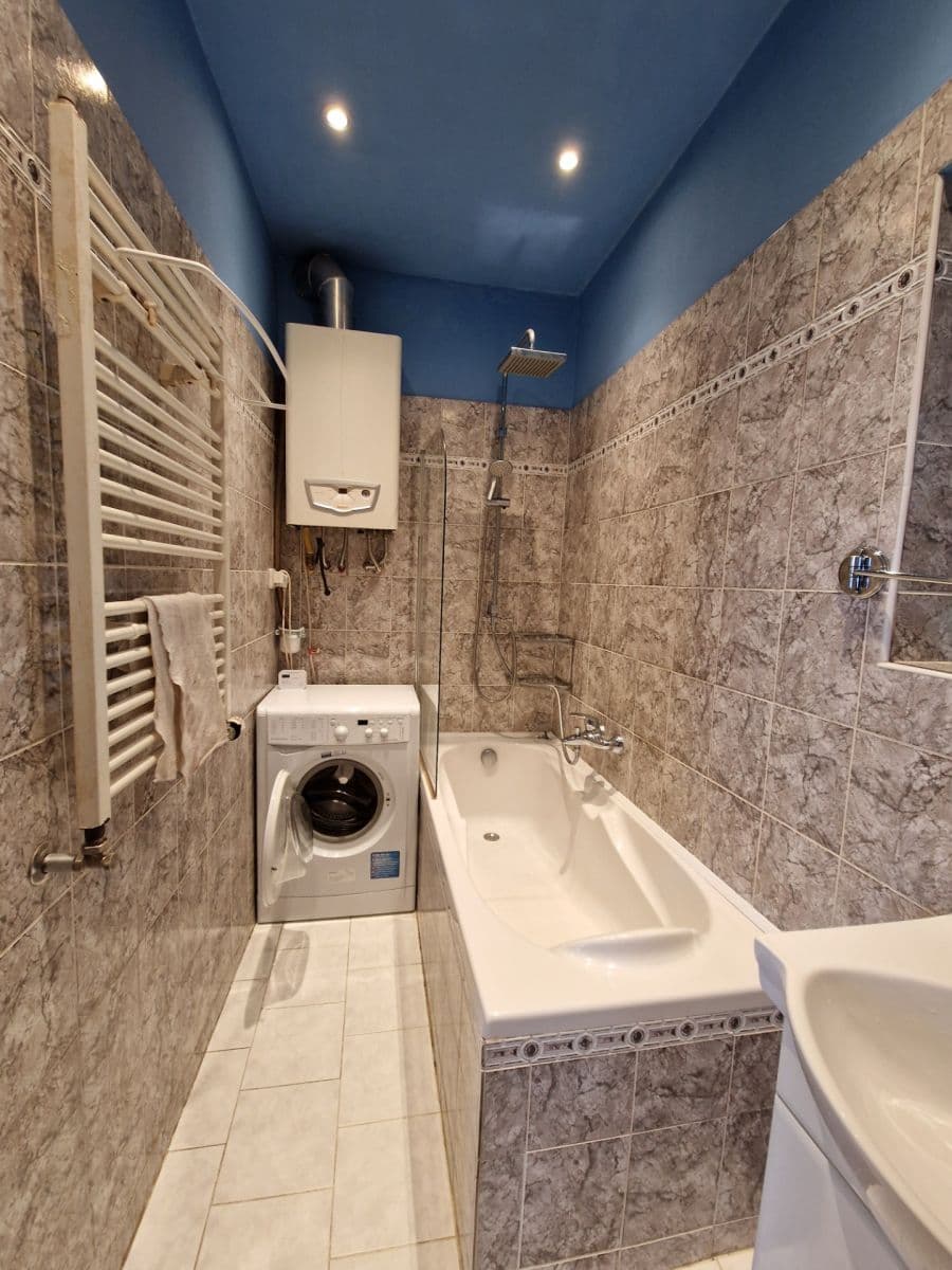 Prenájom bytu 1-izbový 46 m², Jihlavská, Praha, Praha Prenájom bytu 1-izbový 46 m², Jihlavská, Praha, Praha