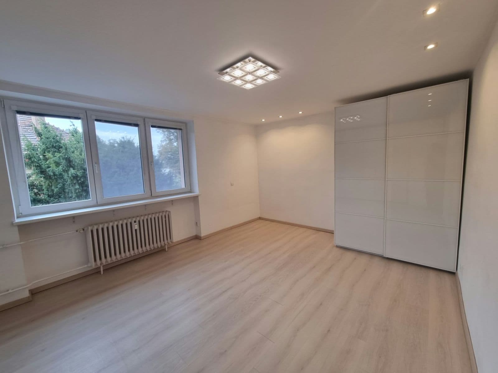 Prenájom bytu 1-izbový 34 m², Višňová, Praha, Praha Prenájom bytu 1-izbový 34 m², Višňová, Praha, Praha