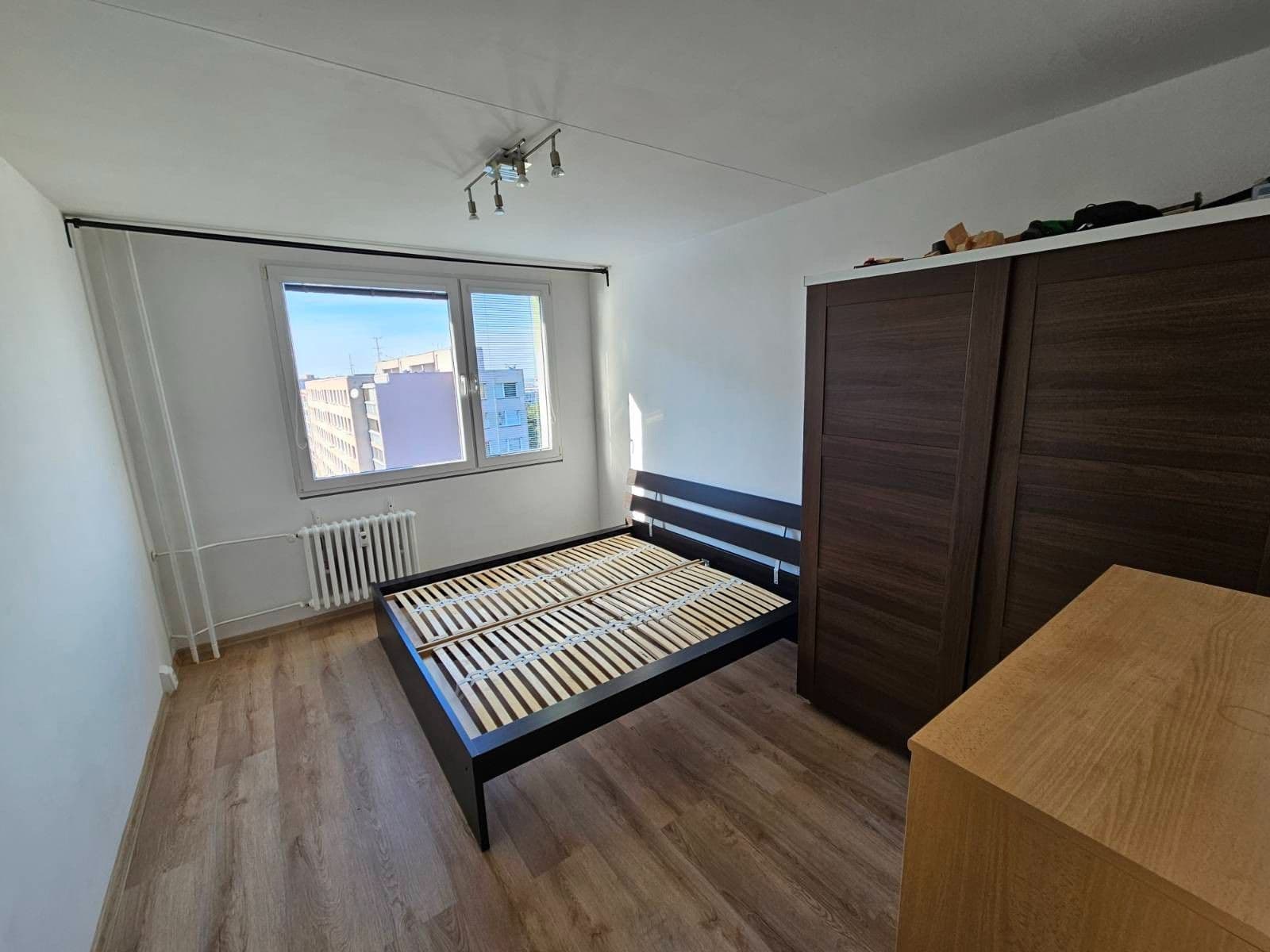 Prenájom bytu 3-izbový 77 m², Nechvílova, Praha, Praha Prenájom bytu 3-izbový 77 m², Nechvílova, Praha, Praha