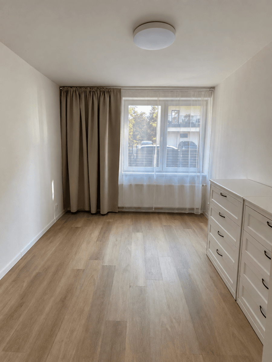 Prenájom bytu 3-izbový 73 m², Danielova, Praha, Praha Prenájom bytu 3-izbový 73 m², Danielova, Praha, Praha