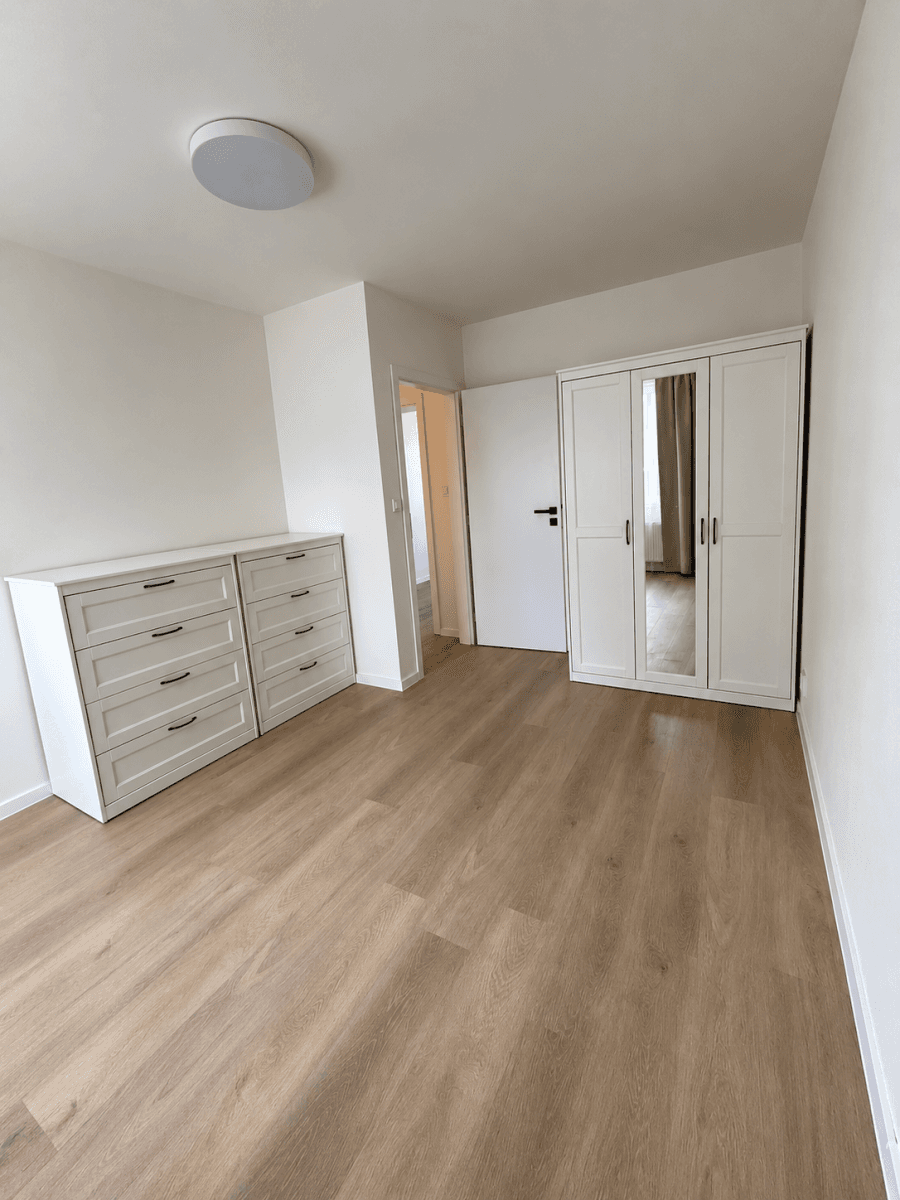 Prenájom bytu 3-izbový 73 m², Danielova, Praha, Praha Prenájom bytu 3-izbový 73 m², Danielova, Praha, Praha