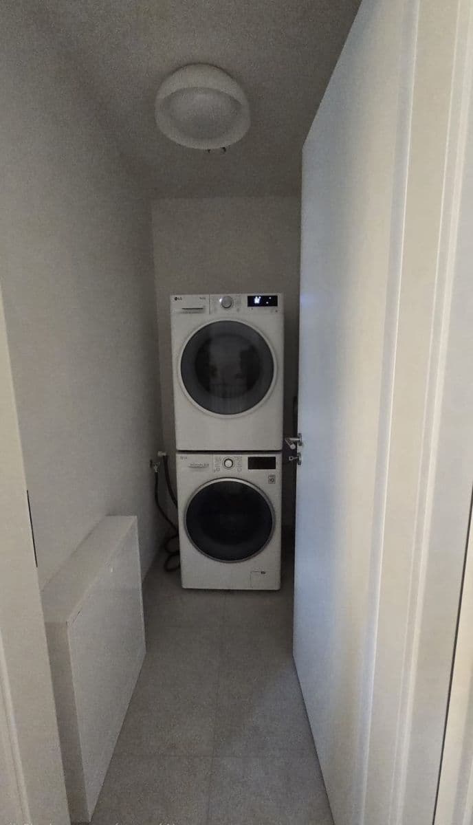 Prenájom domu 111 m², pozemok 322 m², Bezejmenná, Úholičky, Středočeský kraj Prenájom domu 111 m², pozemok 322 m², Bezejmenná, Úholičky, Středočeský kraj