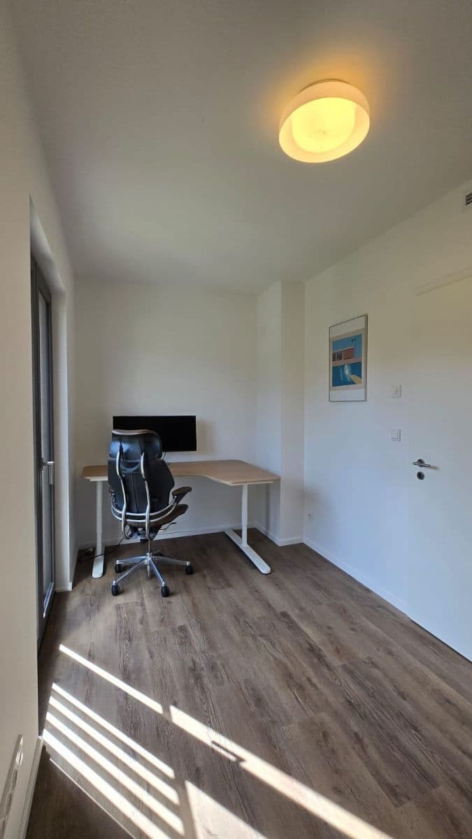 Prenájom domu 111 m², pozemok 322 m², Bezejmenná, Úholičky, Středočeský kraj Prenájom domu 111 m², pozemok 322 m², Bezejmenná, Úholičky, Středočeský kraj