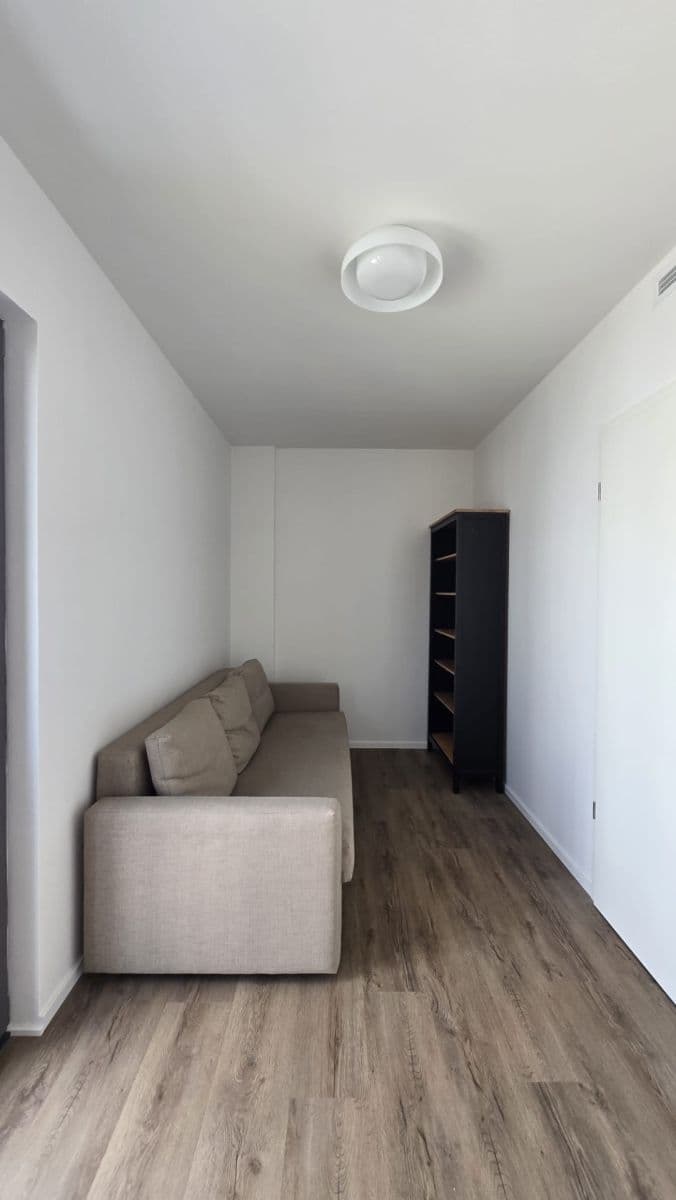 Prenájom domu 111 m², pozemok 322 m², Bezejmenná, Úholičky, Středočeský kraj Prenájom domu 111 m², pozemok 322 m², Bezejmenná, Úholičky, Středočeský kraj