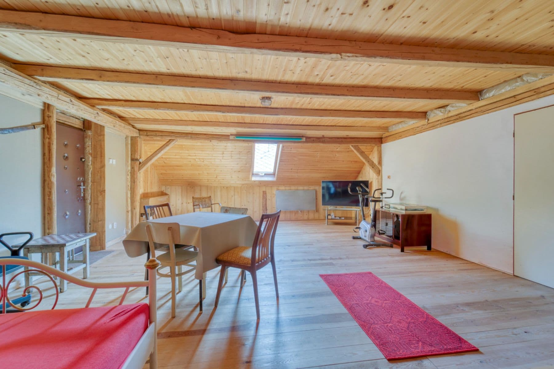 Predaj domu 208 m², pozemok 2.330 m², Lesná, Plzeňský kraj Predaj domu 208 m², pozemok 2.330 m², Lesná, Plzeňský kraj