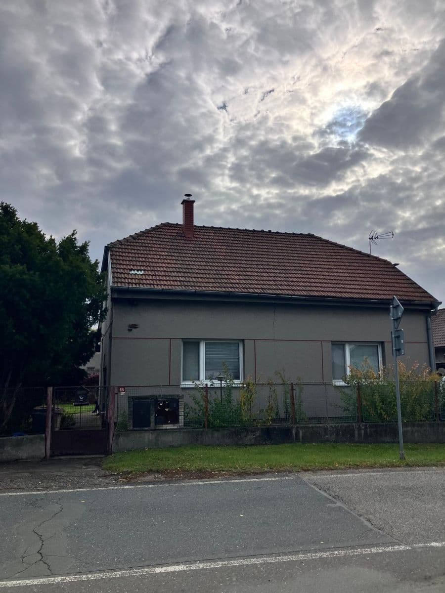 Predaj domu 196 m², pozemok 880 m², Sokolečská, Poděbrady, Středočeský kraj Predaj domu 196 m², pozemok 880 m², Sokolečská, Poděbrady, Středočeský kraj
