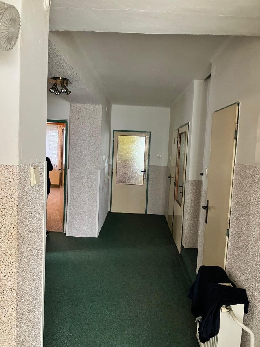 Predaj domu 196 m², pozemok 880 m², Sokolečská, Poděbrady, Středočeský kraj Predaj domu 196 m², pozemok 880 m², Sokolečská, Poděbrady, Středočeský kraj
