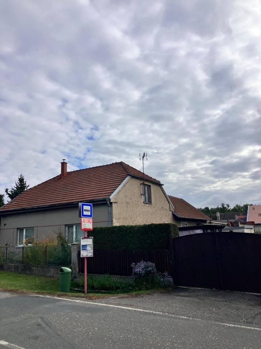Predaj domu 196 m², pozemok 880 m², Sokolečská, Poděbrady, Středočeský kraj Predaj domu 196 m², pozemok 880 m², Sokolečská, Poděbrady, Středočeský kraj