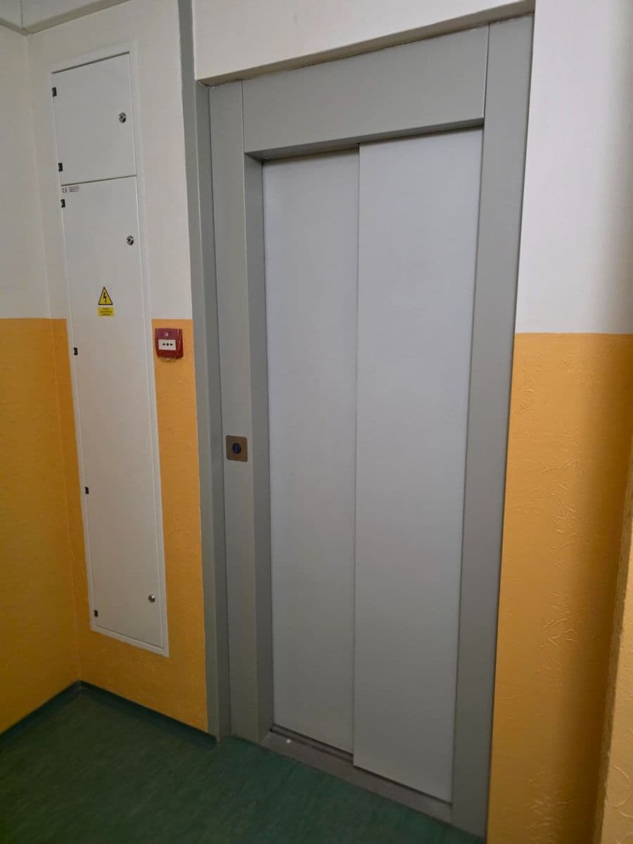 Prenájom bytu 3-izbový 74 m², Lublinská, Praha, Praha Prenájom bytu 3-izbový 74 m², Lublinská, Praha, Praha