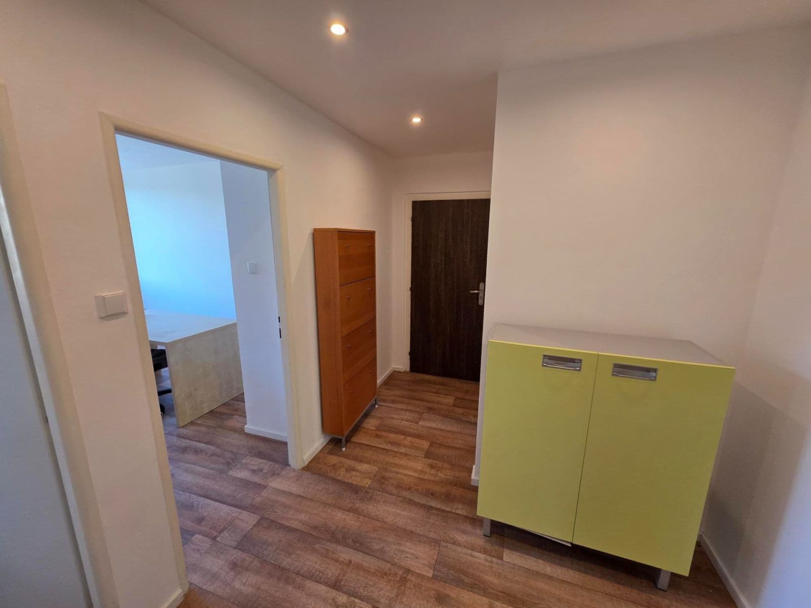 Prenájom bytu 3-izbový 74 m², Lublinská, Praha, Praha Prenájom bytu 3-izbový 74 m², Lublinská, Praha, Praha