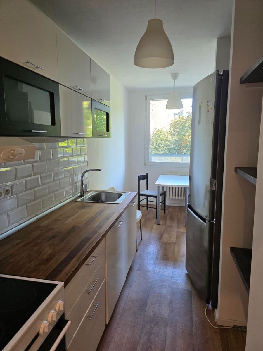 Prenájom bytu 3-izbový 74 m², Lublinská, Praha, Praha Prenájom bytu 3-izbový 74 m², Lublinská, Praha, Praha