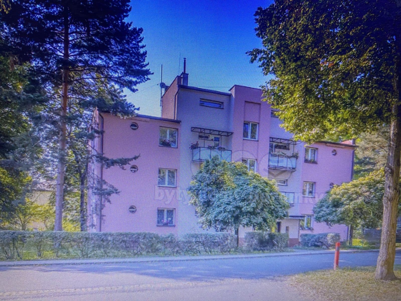 Prenájom bytu 1-izbový 32 m², Komenského, Český Těšín, Moravskoslezský kraj Prenájom bytu 1-izbový 32 m², Komenského, Český Těšín, Moravskoslezský kraj