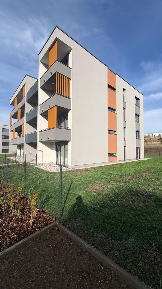 Prenájom bytu 2-izbový 62 m², Dolnobranská, Praha, Praha Prenájom bytu 2-izbový 62 m², Dolnobranská, Praha, Praha