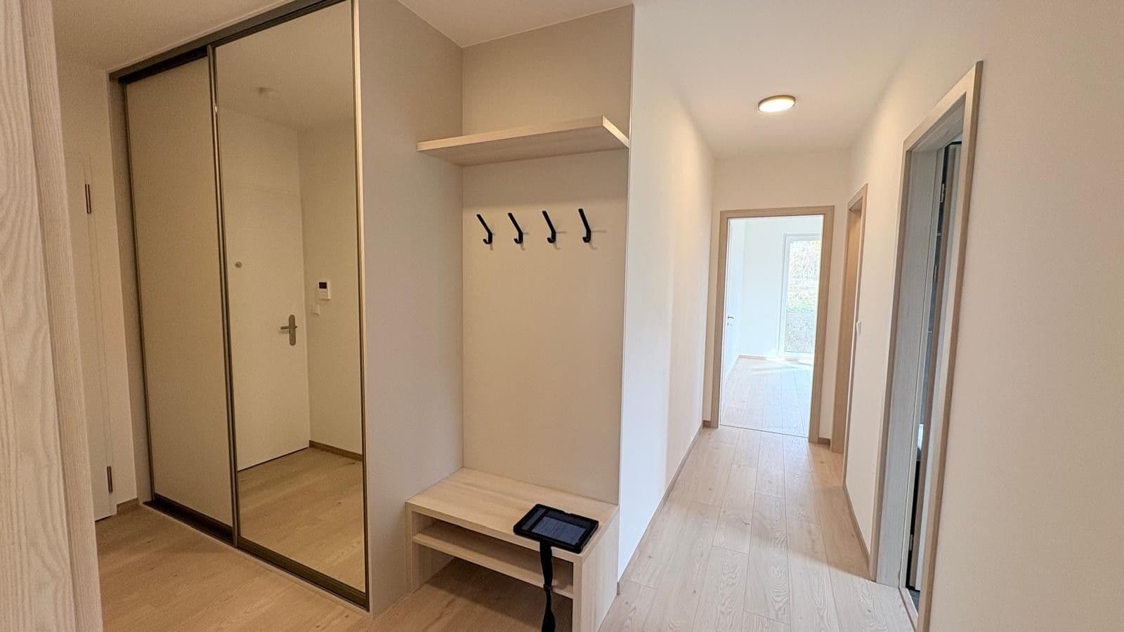 Prenájom bytu 2-izbový 62 m², Dolnobranská, Praha, Praha Prenájom bytu 2-izbový 62 m², Dolnobranská, Praha, Praha