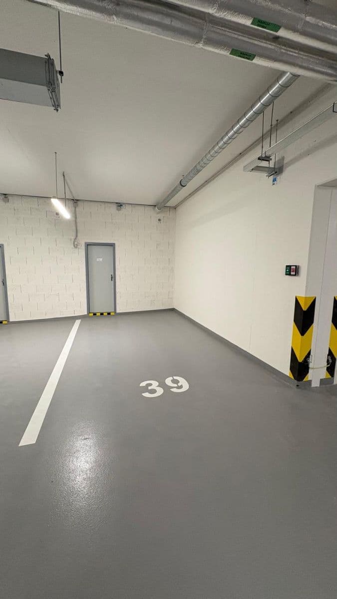 Prenájom bytu 2-izbový 62 m², Dolnobranská, Praha, Praha Prenájom bytu 2-izbový 62 m², Dolnobranská, Praha, Praha