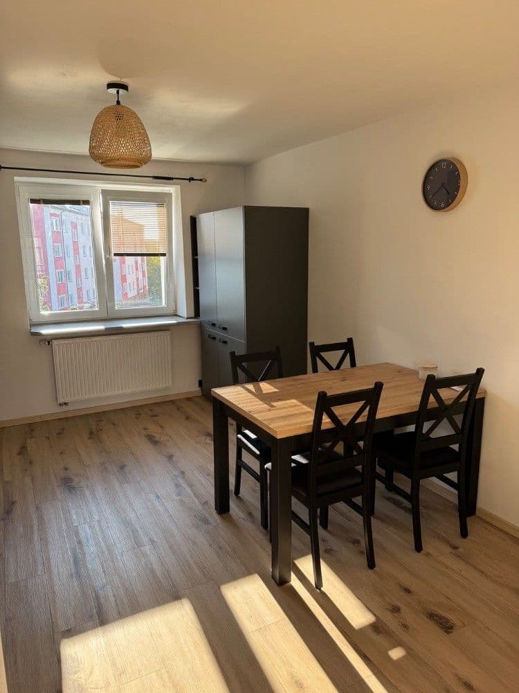 Prenájom bytu 2-izbový 50 m², Zahradní, Plzeň, Plzeňský kraj Prenájom bytu 2-izbový 50 m², Zahradní, Plzeň, Plzeňský kraj