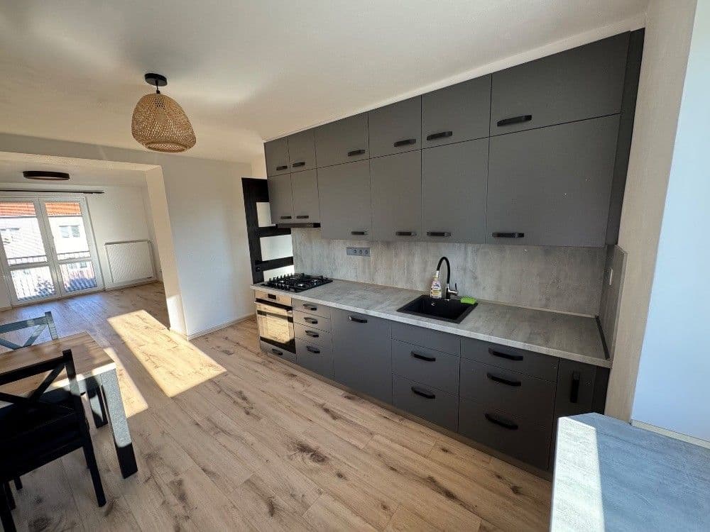 Prenájom bytu 2-izbový 50 m², Zahradní, Plzeň, Plzeňský kraj Prenájom bytu 2-izbový 50 m², Zahradní, Plzeň, Plzeňský kraj