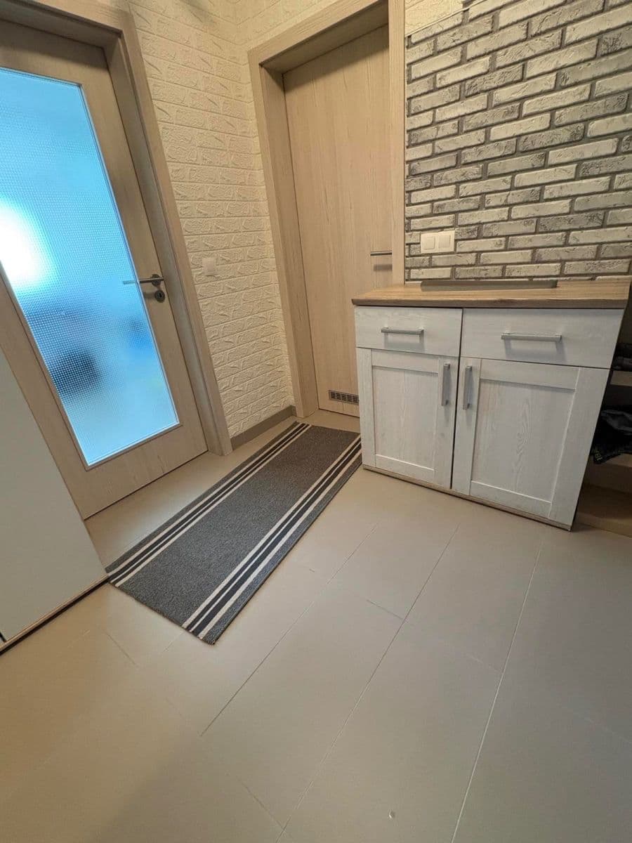 Predaj bytu 1-izbový 43 m², Škrábkových, Praha, Praha Predaj bytu 1-izbový 43 m², Škrábkových, Praha, Praha