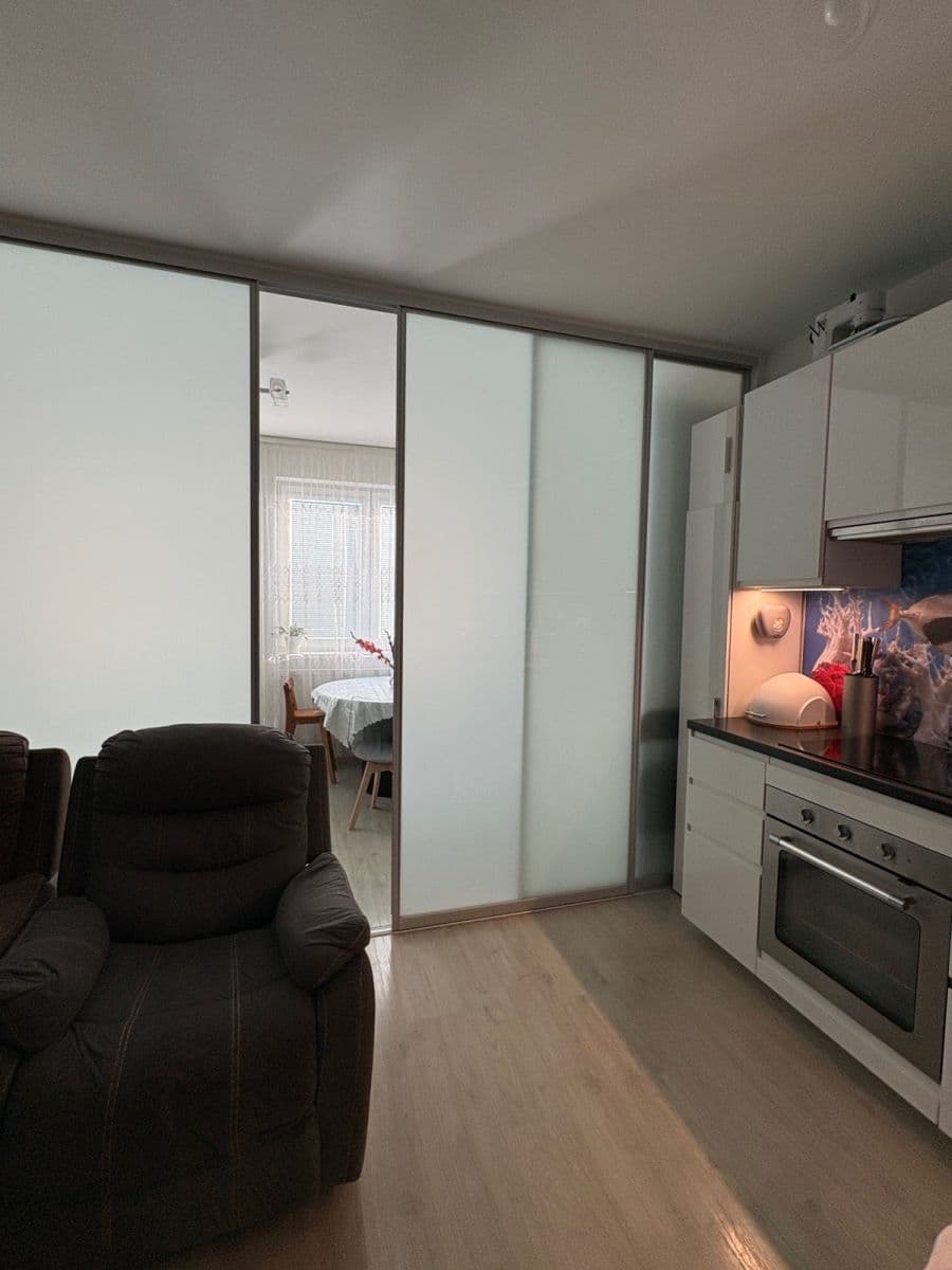 Predaj bytu 1-izbový 43 m², Škrábkových, Praha, Praha Predaj bytu 1-izbový 43 m², Škrábkových, Praha, Praha