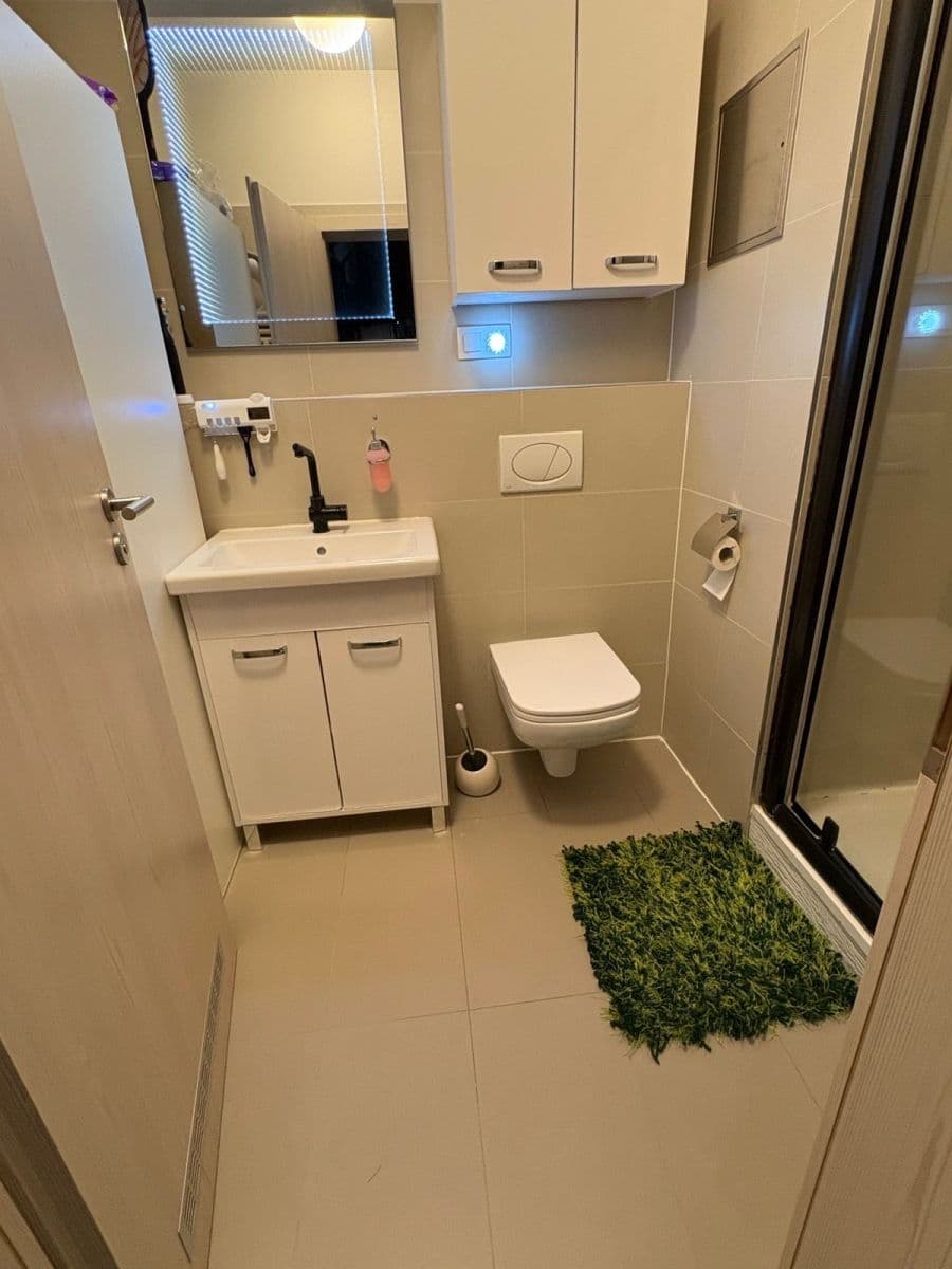 Predaj bytu 1-izbový 43 m², Škrábkových, Praha, Praha Predaj bytu 1-izbový 43 m², Škrábkových, Praha, Praha
