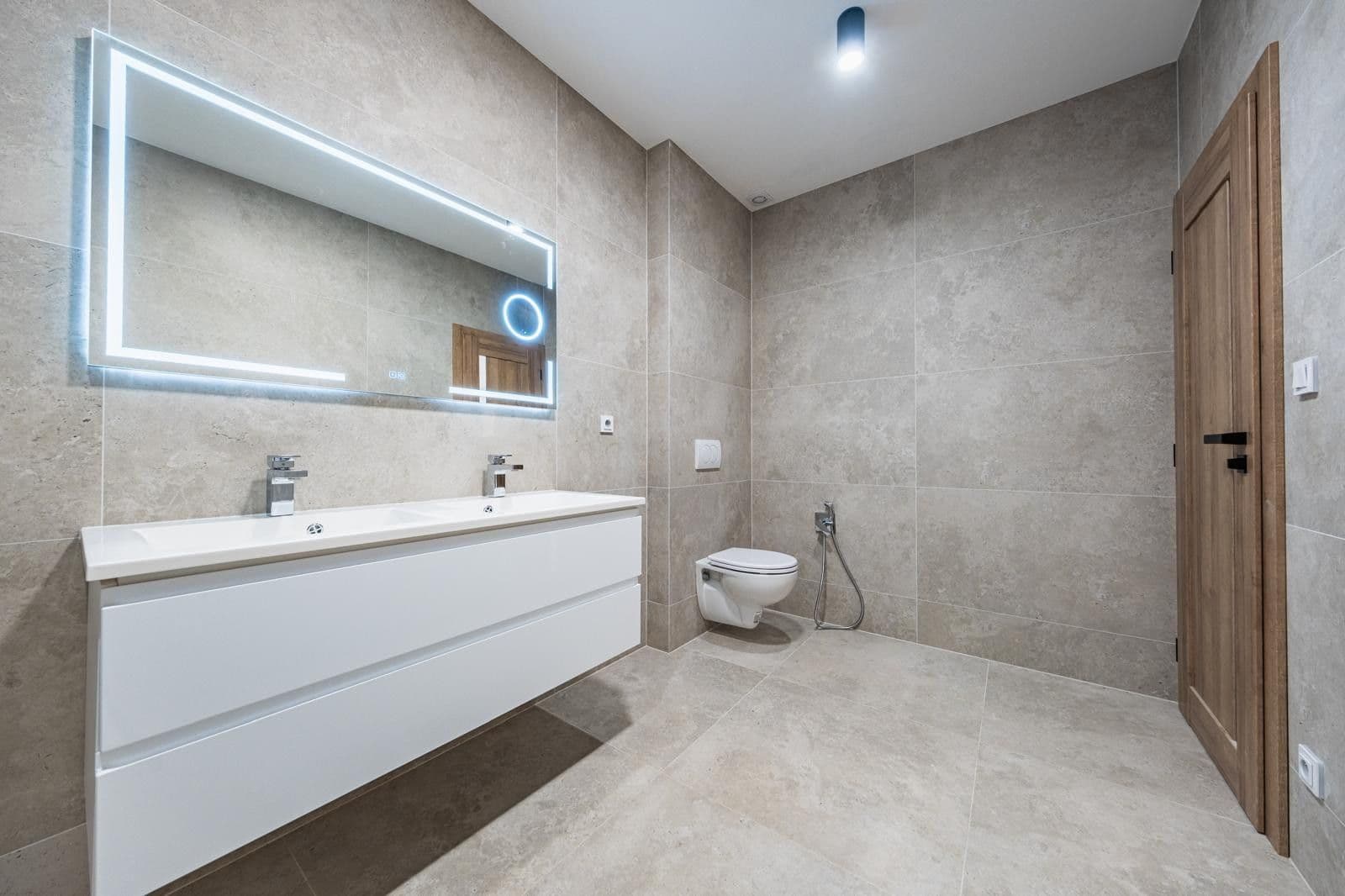 Predaj domu 191 m², pozemok 694 m², Oblouková, Kozojedy, Středočeský kraj Predaj domu 191 m², pozemok 694 m², Oblouková, Kozojedy, Středočeský kraj