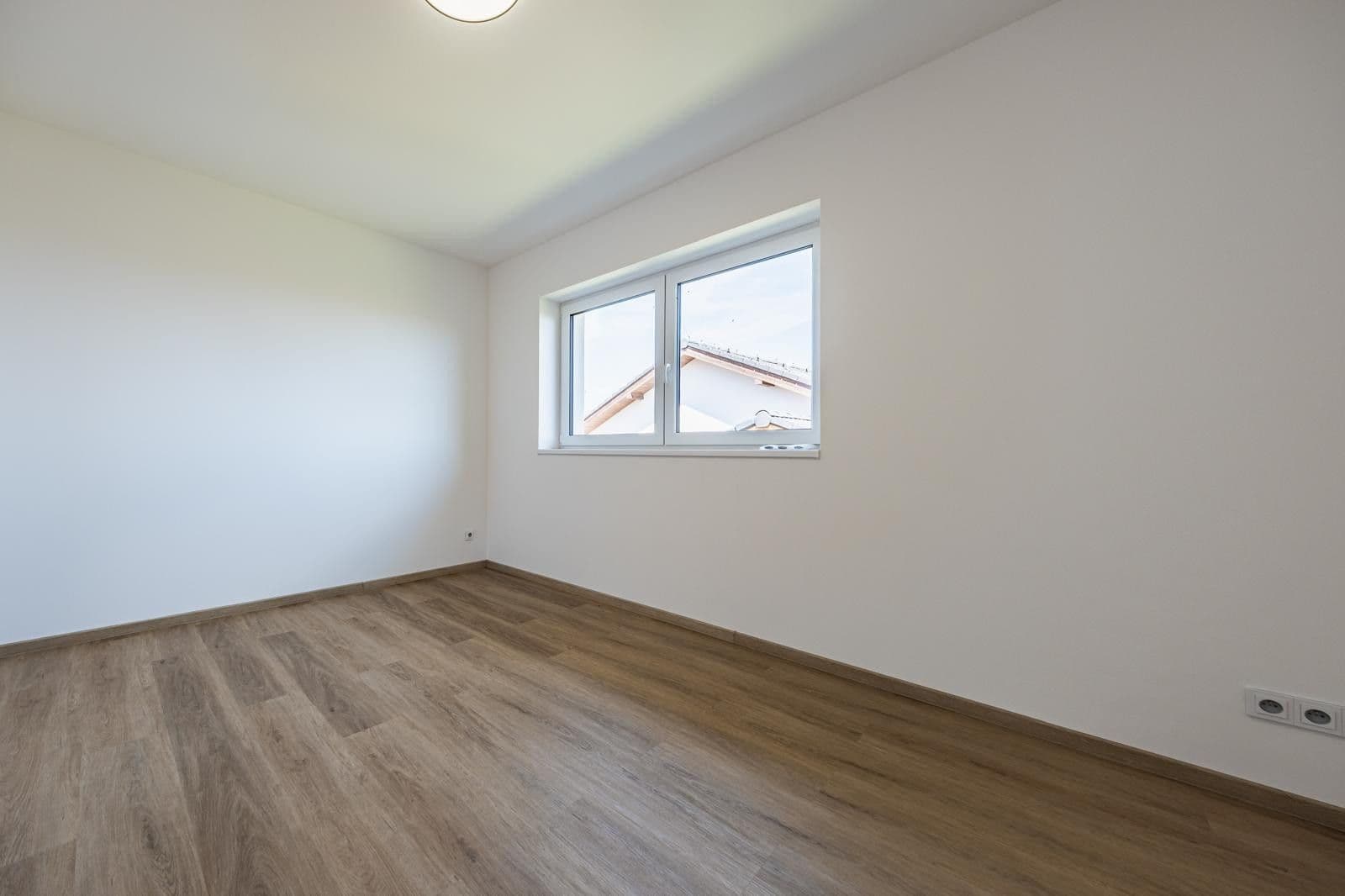 Predaj domu 191 m², pozemok 694 m², Oblouková, Kozojedy, Středočeský kraj Predaj domu 191 m², pozemok 694 m², Oblouková, Kozojedy, Středočeský kraj