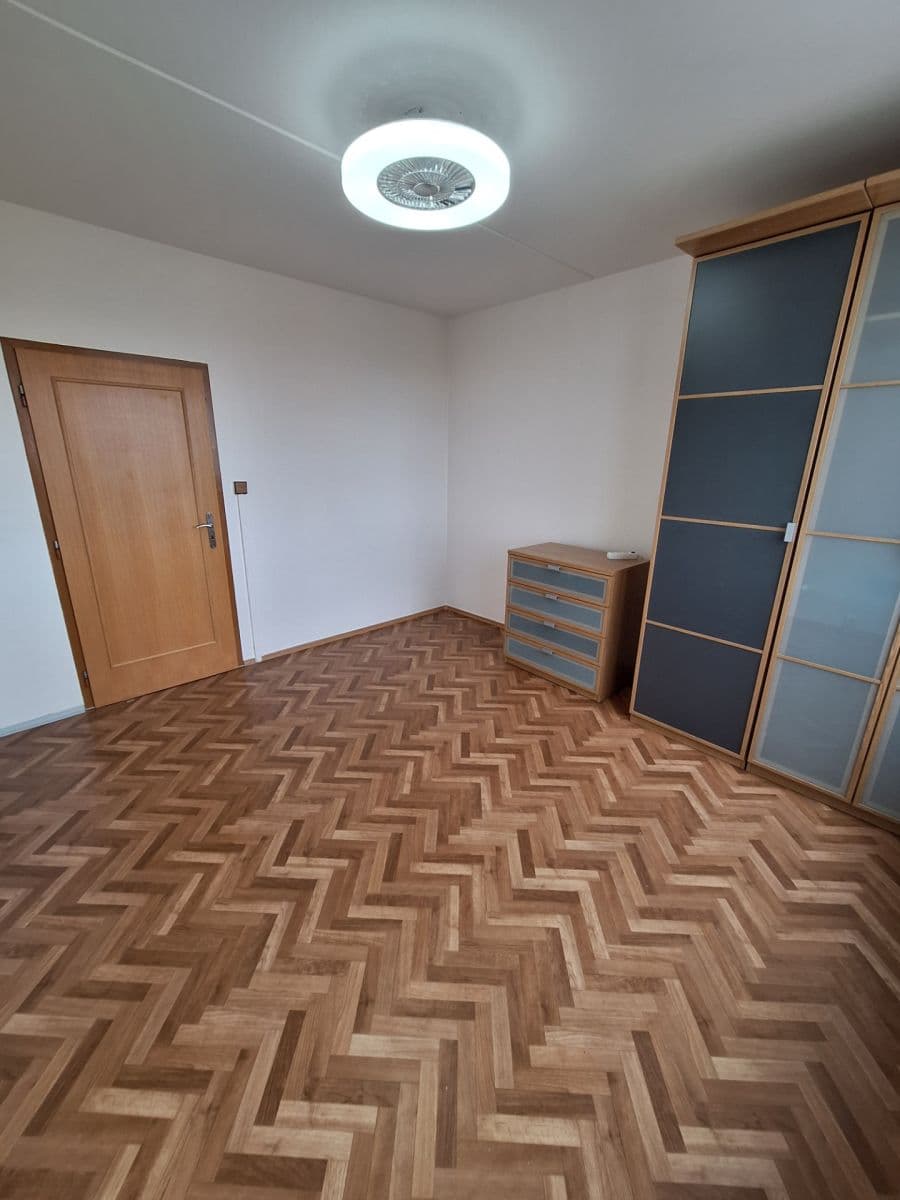 Prenájom bytu 2-izbový 55 m², Pomořanská, Praha, Praha Prenájom bytu 2-izbový 55 m², Pomořanská, Praha, Praha