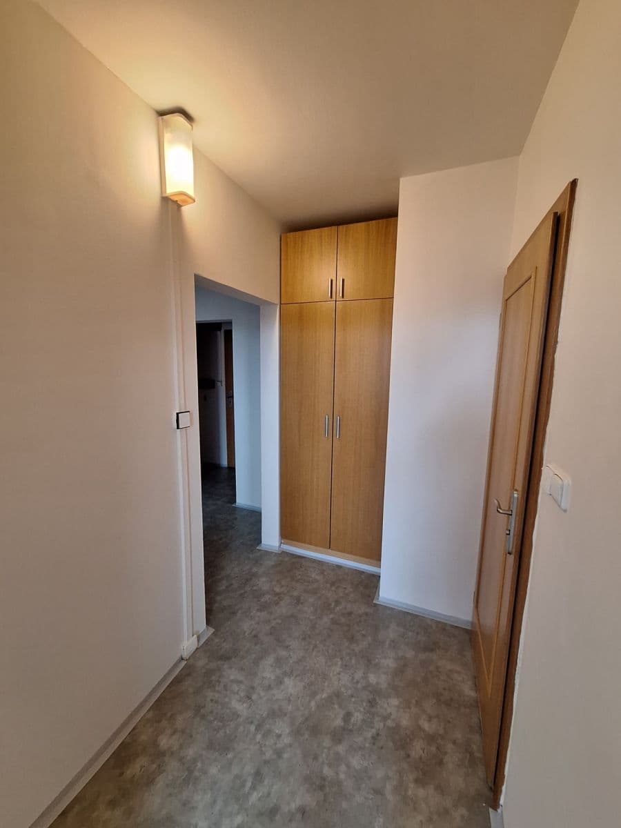 Prenájom bytu 2-izbový 55 m², Pomořanská, Praha, Praha Prenájom bytu 2-izbový 55 m², Pomořanská, Praha, Praha