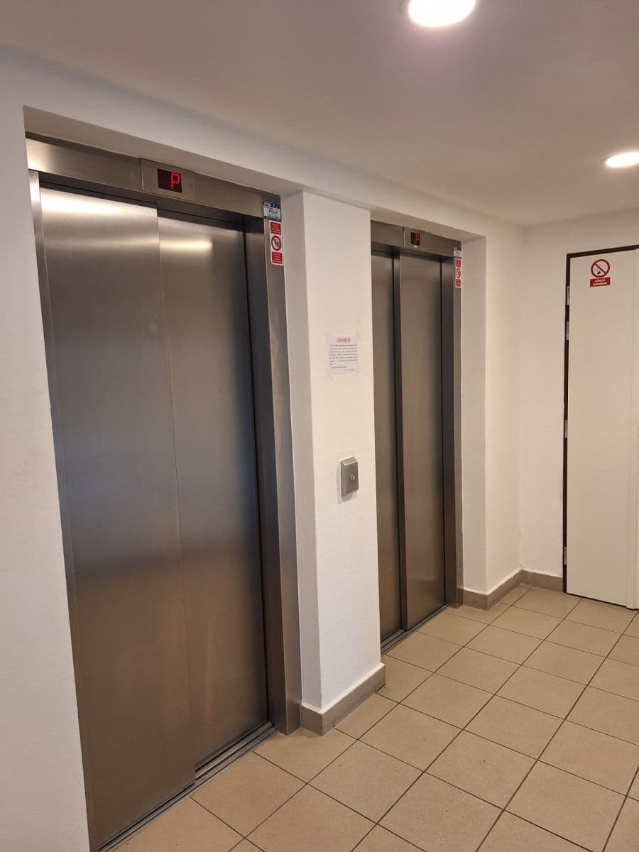 Prenájom bytu 2-izbový 55 m², Pomořanská, Praha, Praha Prenájom bytu 2-izbový 55 m², Pomořanská, Praha, Praha
