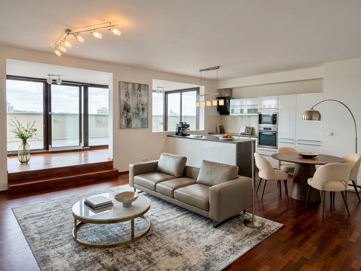 Predaj bytu 4-izbový 120 m², Jeremiášova, Praha, Praha Predaj bytu 4-izbový 120 m², Jeremiášova, Praha, Praha