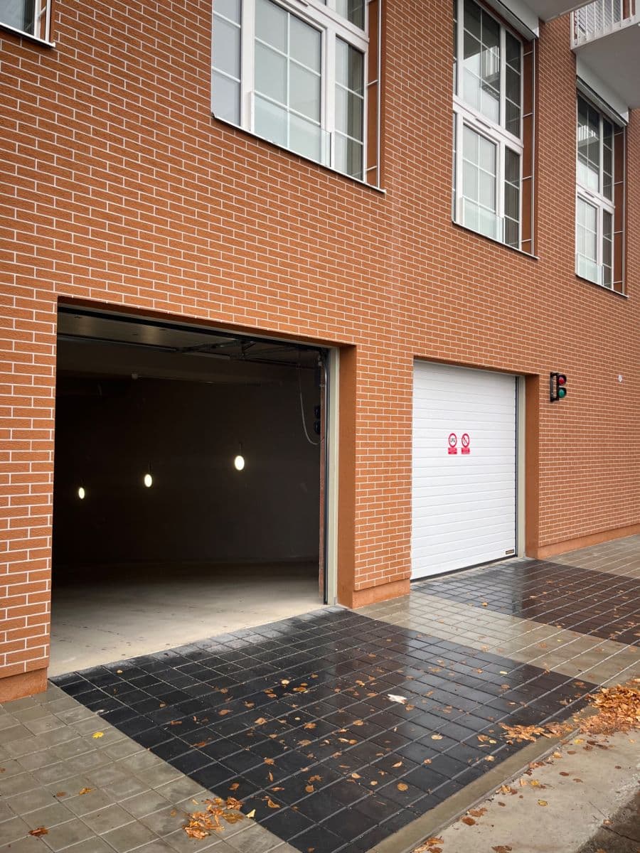 Prenájom garáže 12 m², Praha, Praha Prenájom garáže 12 m², Praha, Praha