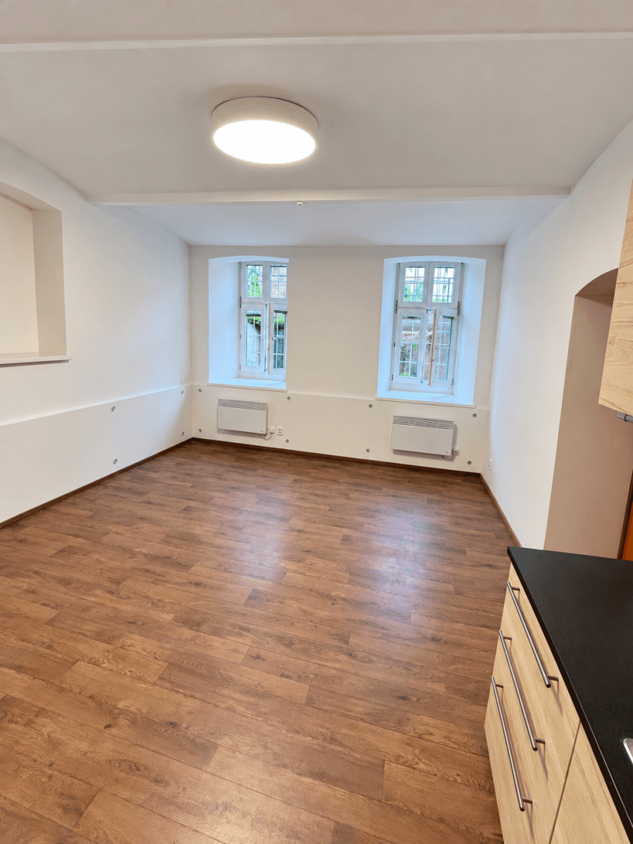 Prenájom bytu 2-izbový 33 m², třída Kpt. Jaroše, Brno, Jihomoravský kraj Prenájom bytu 2-izbový 33 m², třída Kpt. Jaroše, Brno, Jihomoravský kraj
