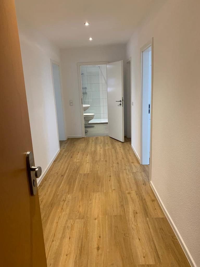 Prenájom bytu 2-izbový 60 m², Fischertal, Wuppertal, Severné Porýnie - Westfálsko Prenájom bytu 2-izbový 60 m², Fischertal, Wuppertal, Severné Porýnie - Westfálsko