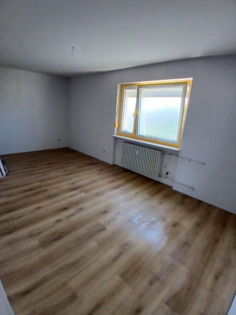 Prenájom bytu 2-izbový 80 m², Berliner Straße 3, Schwalbach am Taunus, Hesensko Prenájom bytu 2-izbový 80 m², Berliner Straße 3, Schwalbach am Taunus, Hesensko