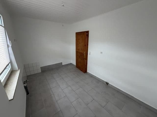 Predaj domu 97 m², pozemok 630 m², Am Dorfe 4, Uslar, Dolné Sasko Predaj domu 97 m², pozemok 630 m², Am Dorfe 4, Uslar, Dolné Sasko