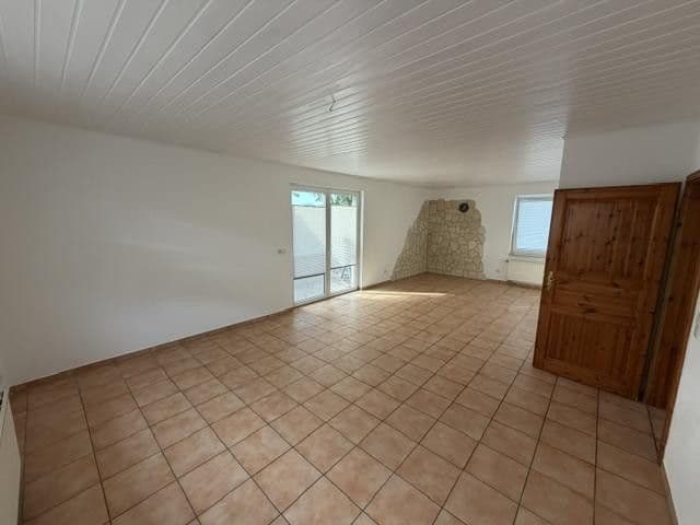 Predaj domu 97 m², pozemok 630 m², Am Dorfe 4, Uslar, Dolné Sasko Predaj domu 97 m², pozemok 630 m², Am Dorfe 4, Uslar, Dolné Sasko