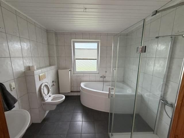 Predaj domu 97 m², pozemok 630 m², Am Dorfe 4, Uslar, Dolné Sasko Predaj domu 97 m², pozemok 630 m², Am Dorfe 4, Uslar, Dolné Sasko