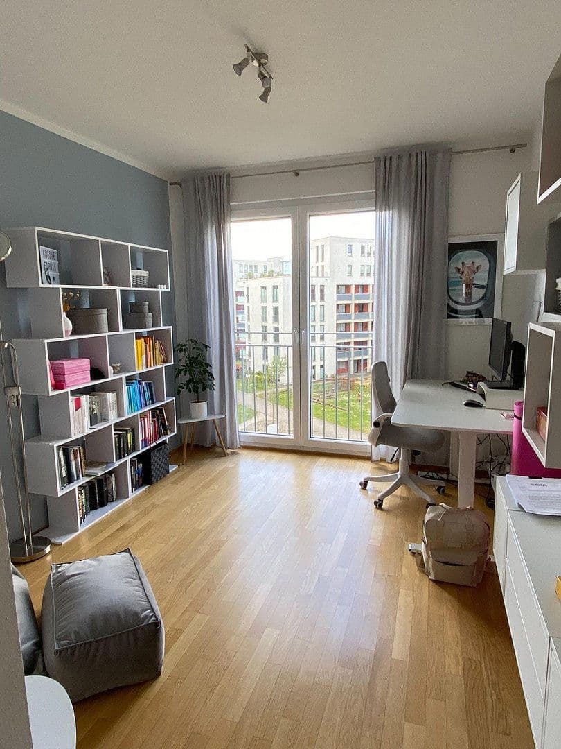 Prenájom bytu 3-izbový 94 m², Pfälzer Str. 1c, Köln, Severné Porýnie - Westfálsko Prenájom bytu 3-izbový 94 m², Pfälzer Str. 1c, Köln, Severné Porýnie - Westfálsko